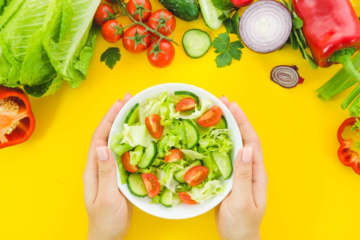 A bowl of healthy vegetables to manage overall health and erectile dysfunction.